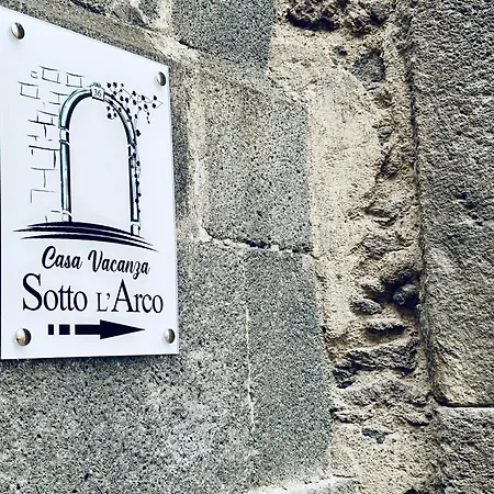 Casa Sotto L Arco Apartment Acireale