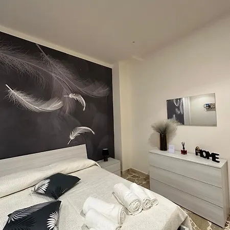 Casa Sotto L Arco * Acireale